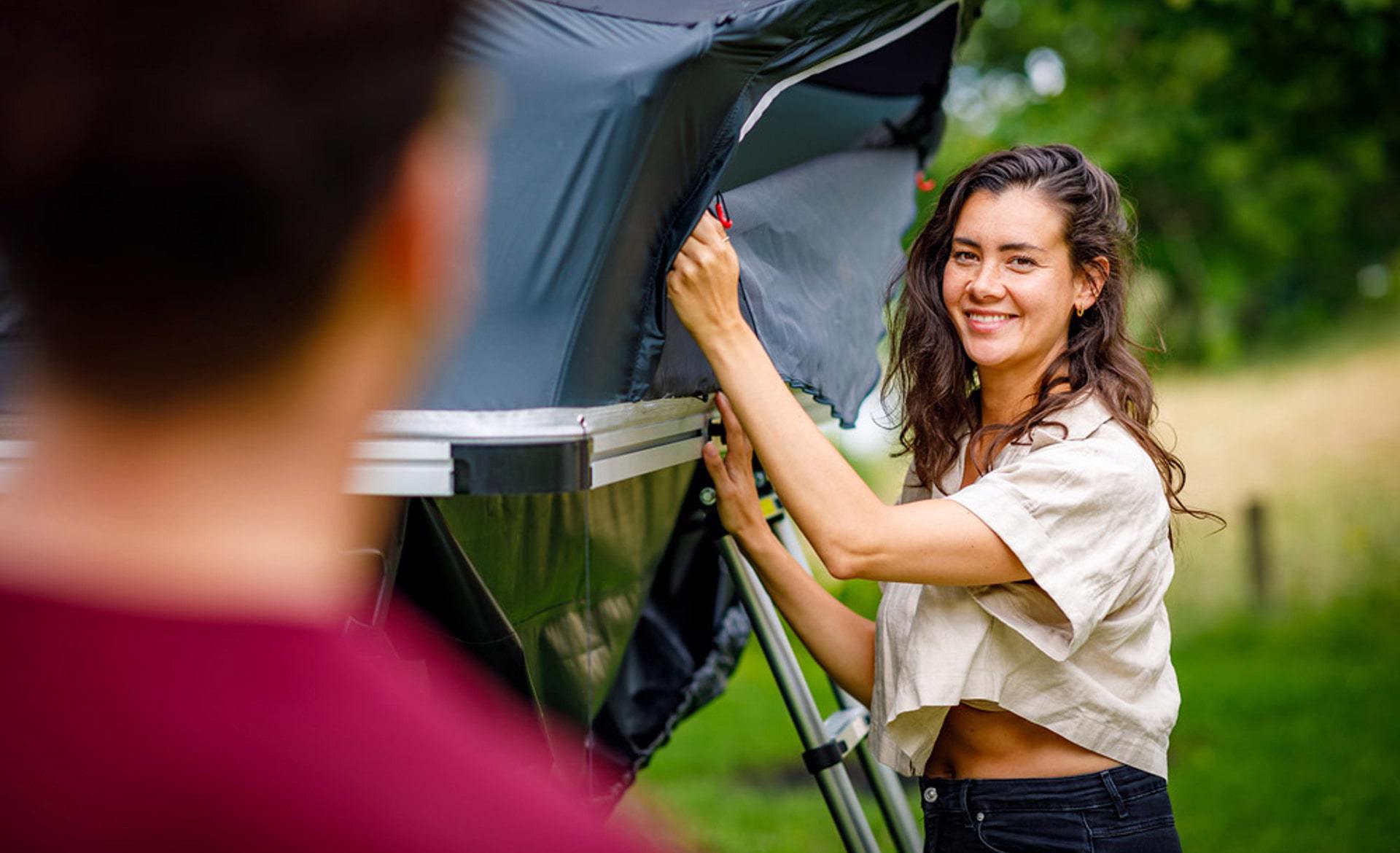 Set Up Fjordsen rooftop tent