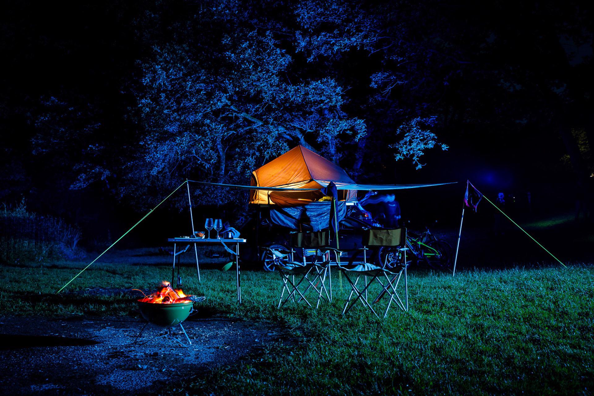 Outdoor experience rooftop tent (1)